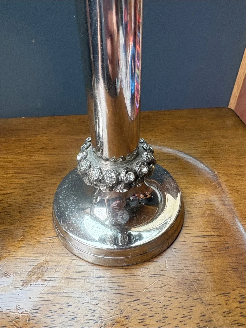 Candlesticks with crystals set